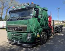 2011 Volvo FH13 500 6x2 Flatbed with Crane